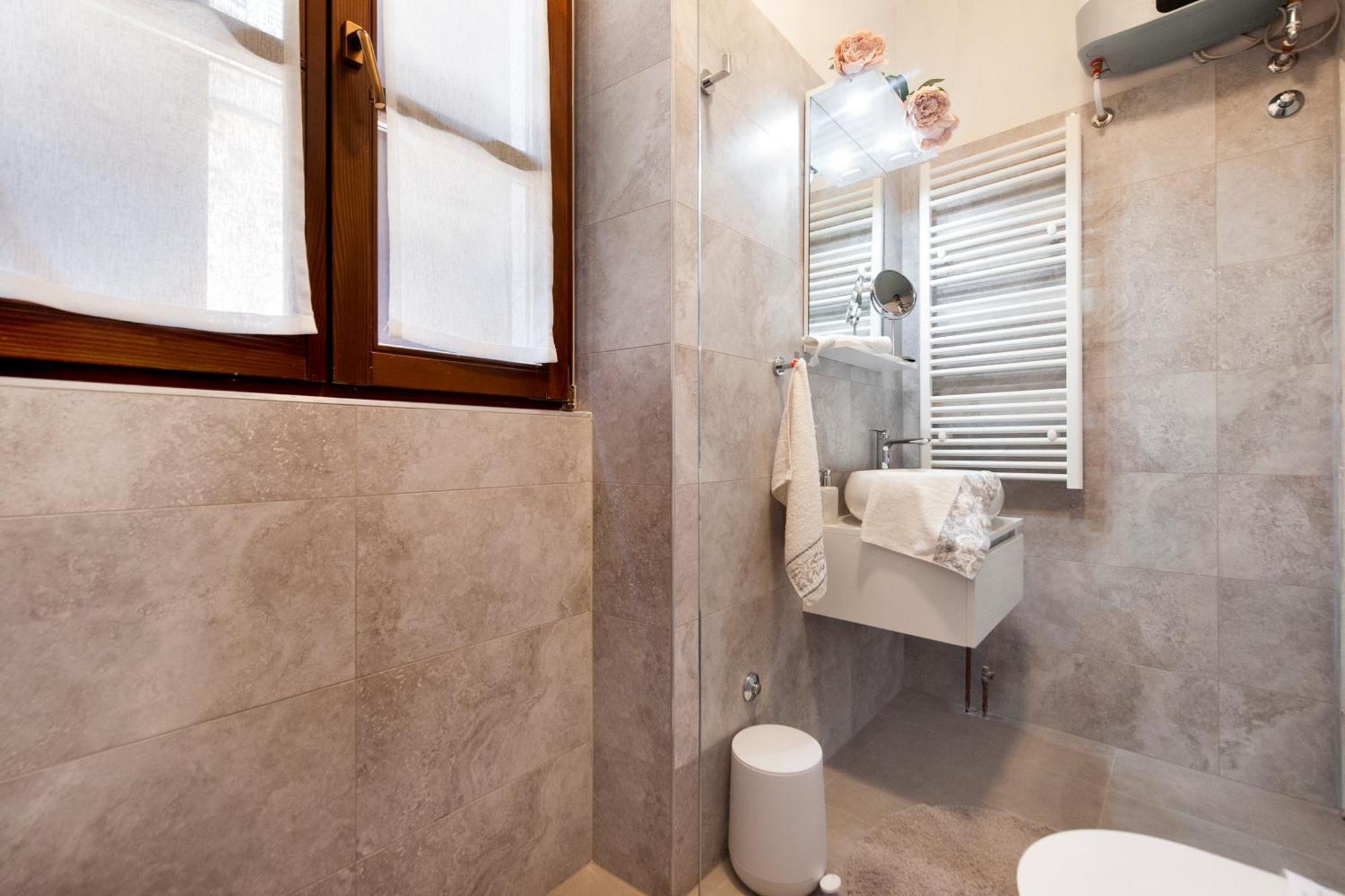 Apartment Rubi โรวีน ภายนอก รูปภาพ