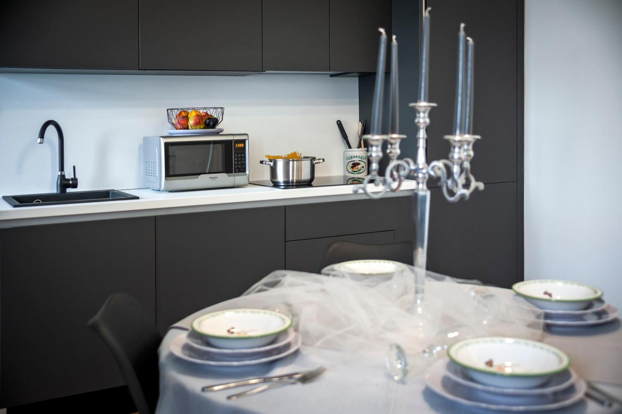 Apartment Rubi โรวีน ภายนอก รูปภาพ