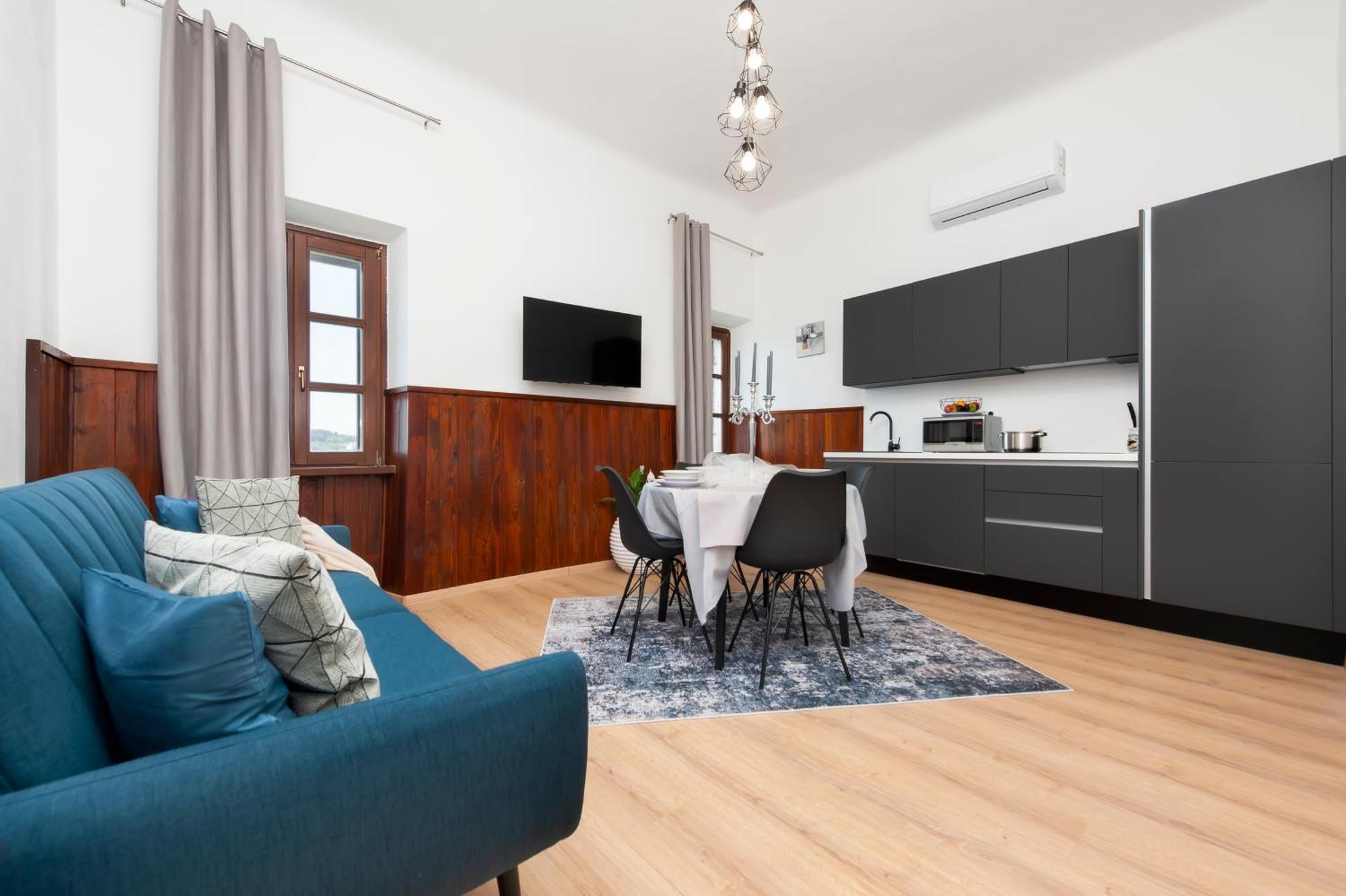 Apartment Rubi โรวีน ภายนอก รูปภาพ